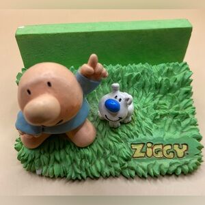 Ziggy Figurine with Dog on Grass  Collectible